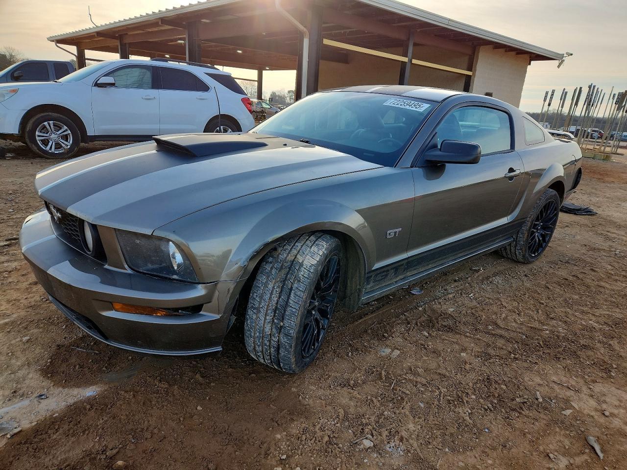 2005 FORD MUSTANG