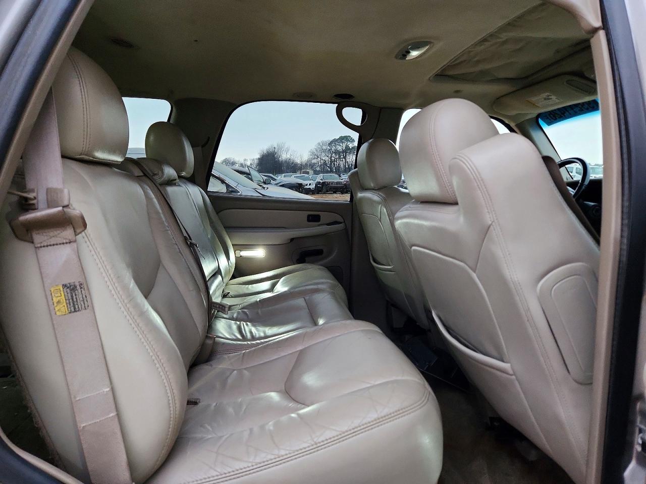 2003 CHEVROLET Tahoe
