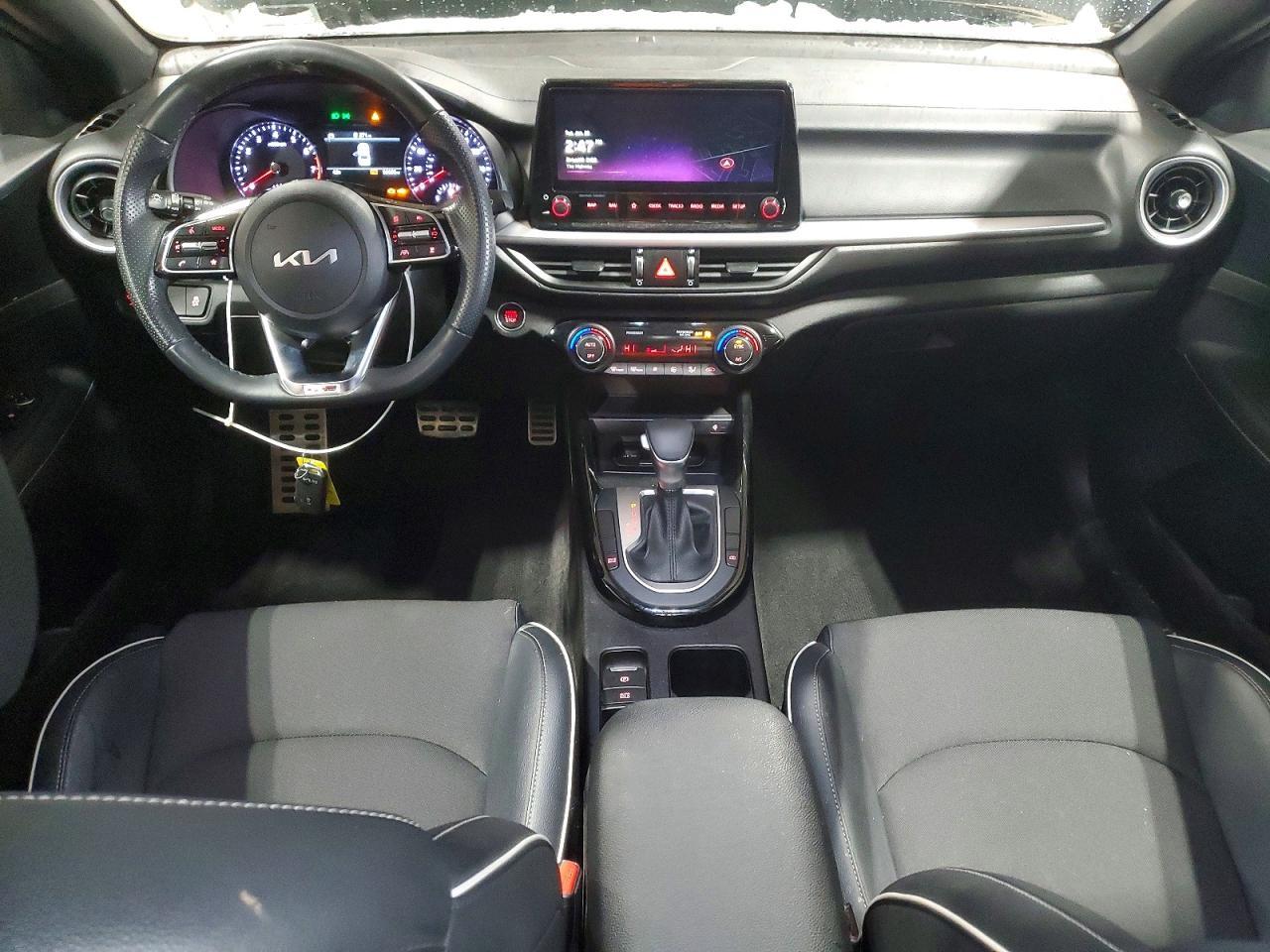2023 KIA FORTE