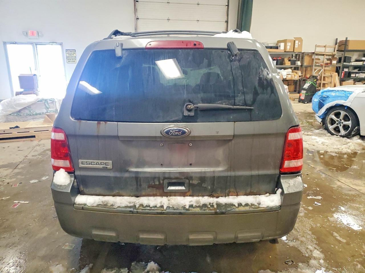 2010 FORD ESCAPE
