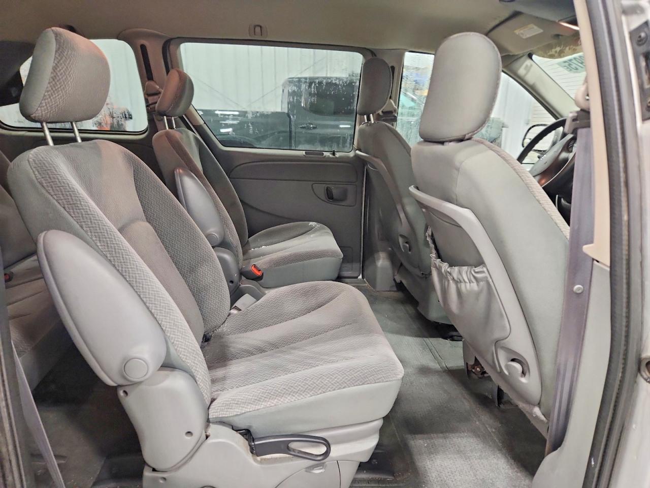 2005 DODGE CARAVAN