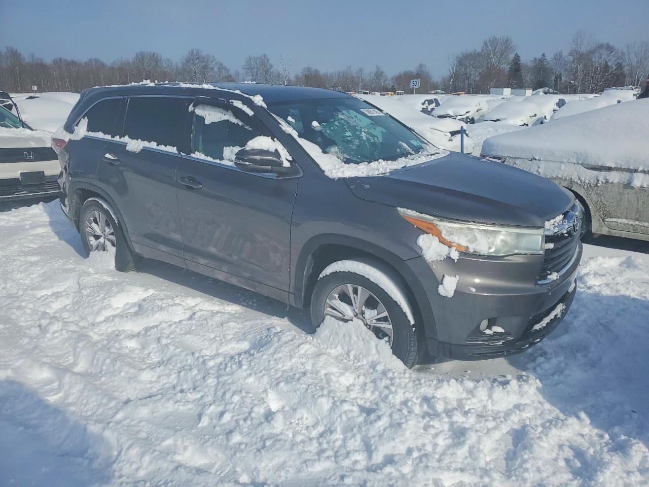 2015 TOYOTA HIGHLANDER