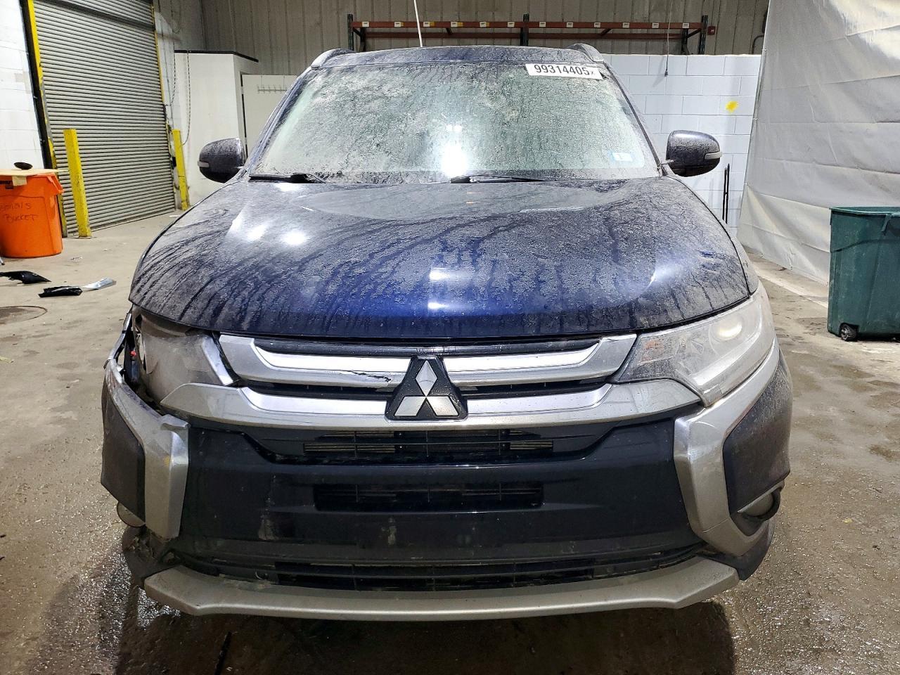 2016 MITSUBISHI outlander