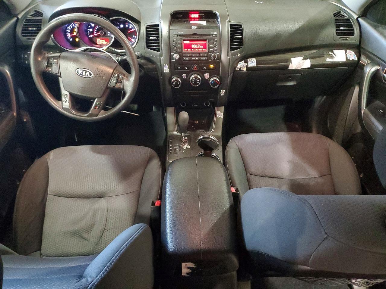 2013 KIA SORENTO