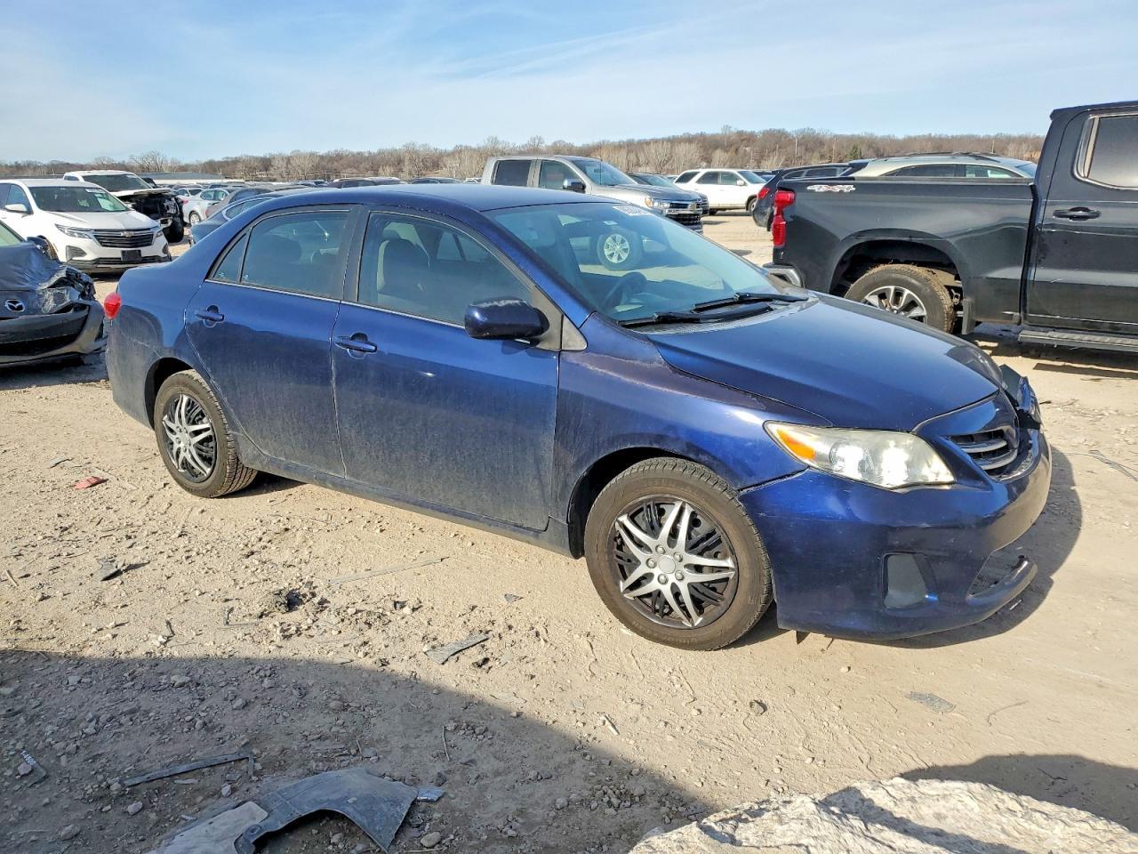 2013 TOYOTA COROLLA