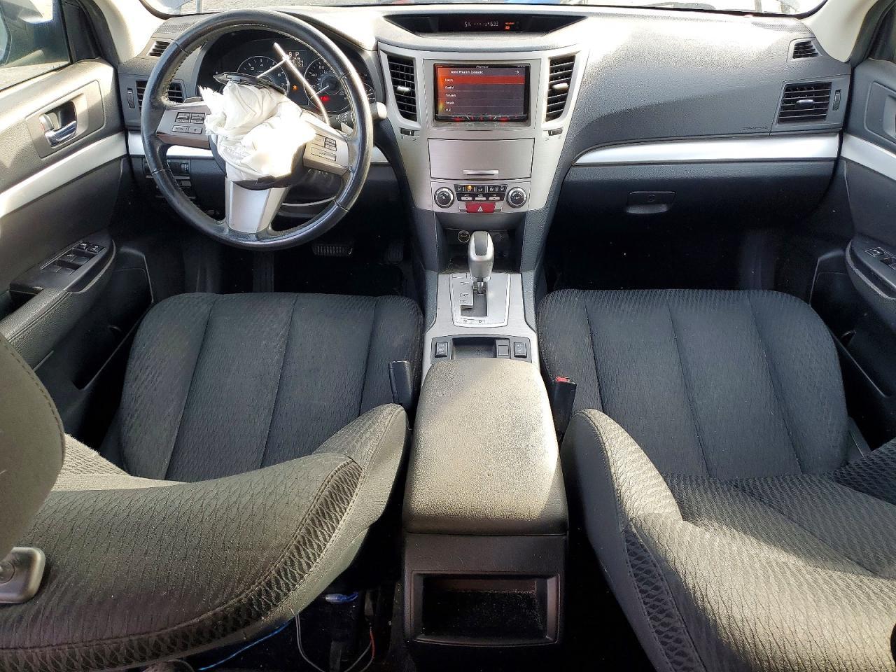 2010 SUBARU Outback
