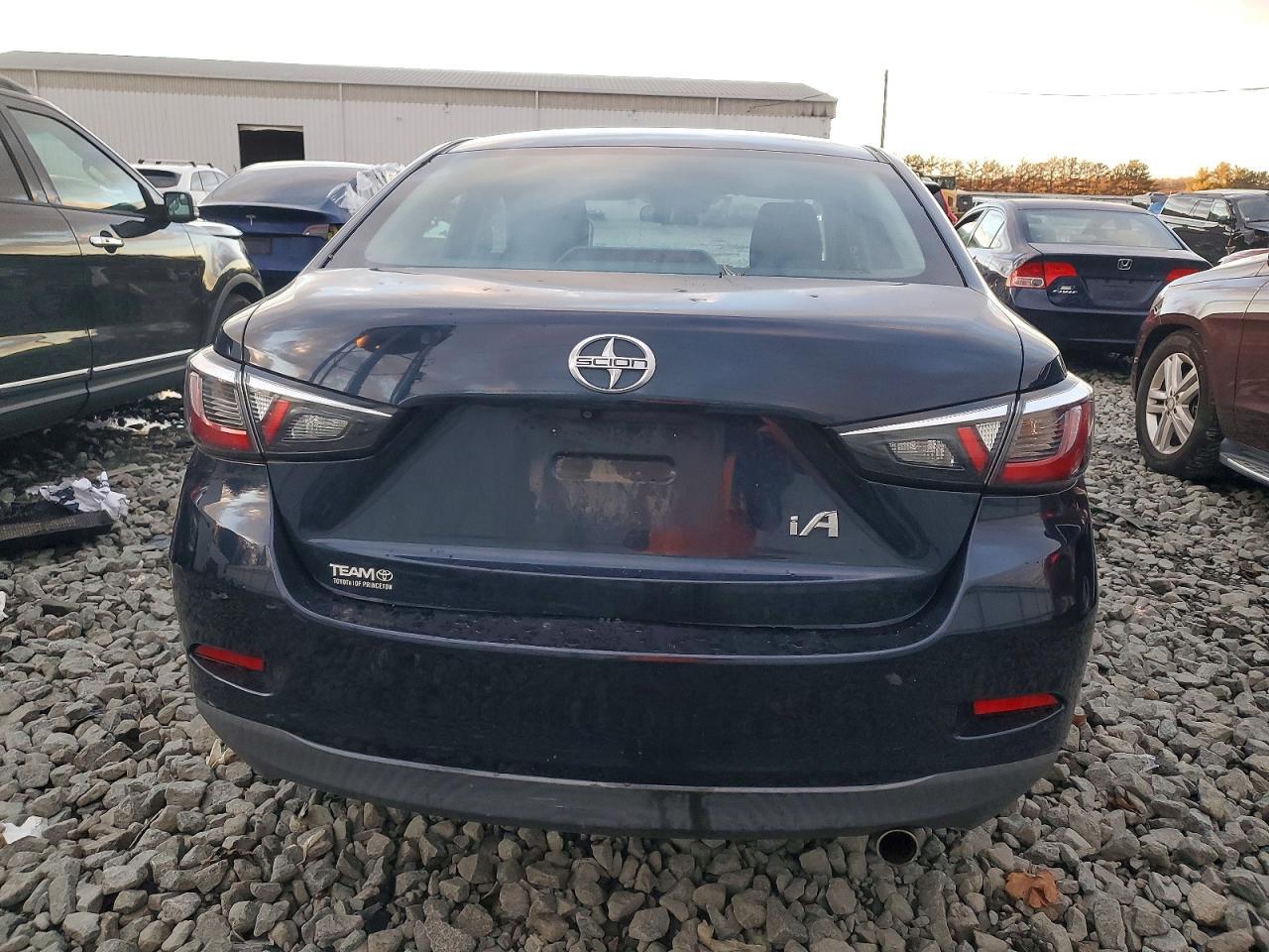 2016 TOYOTA SCION