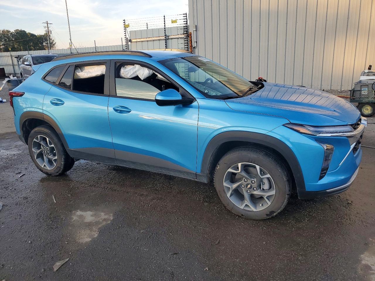 2025 CHEVROLET TRAX