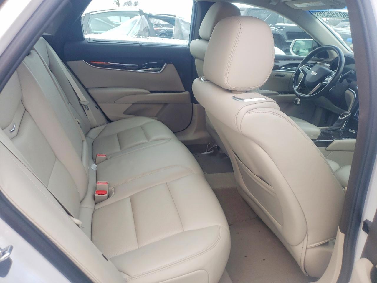 2016 CADILLAC XTS