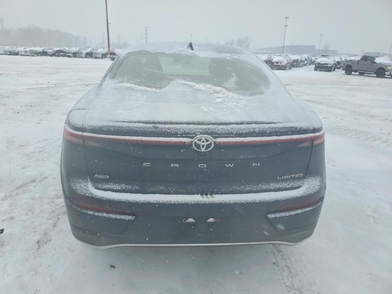 2023 TOYOTA Crown
