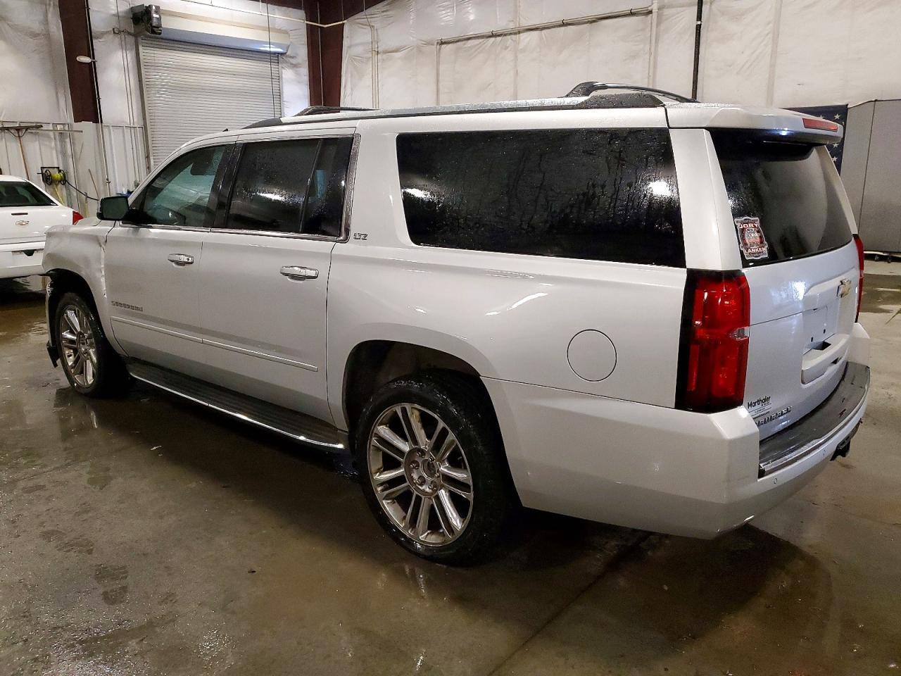 2015 CHEVROLET Suburban