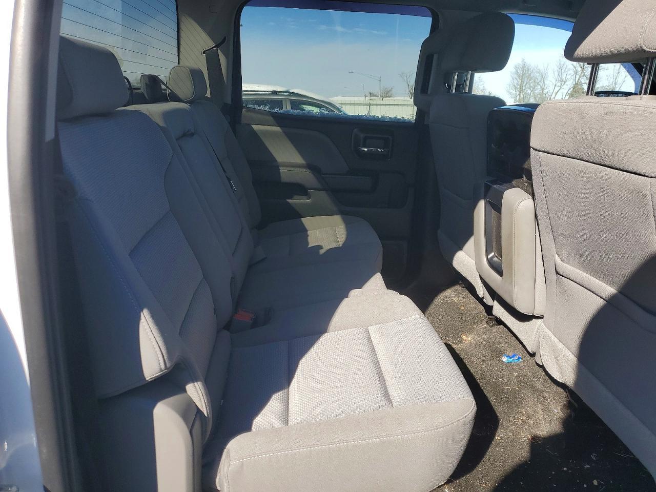 2018 CHEVROLET Silverado