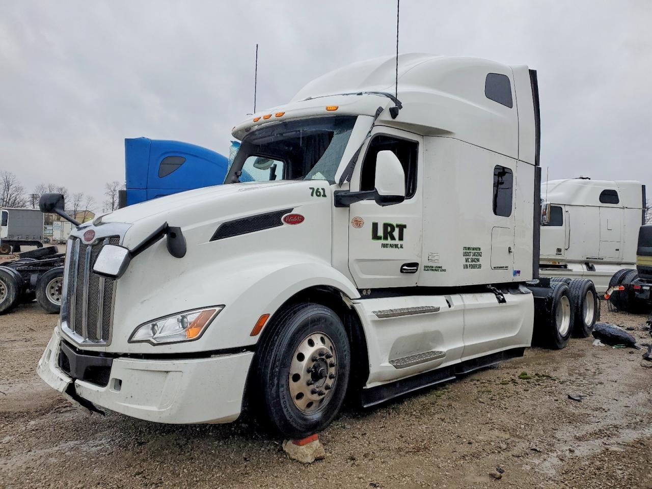 2023 PETERBILT 579
