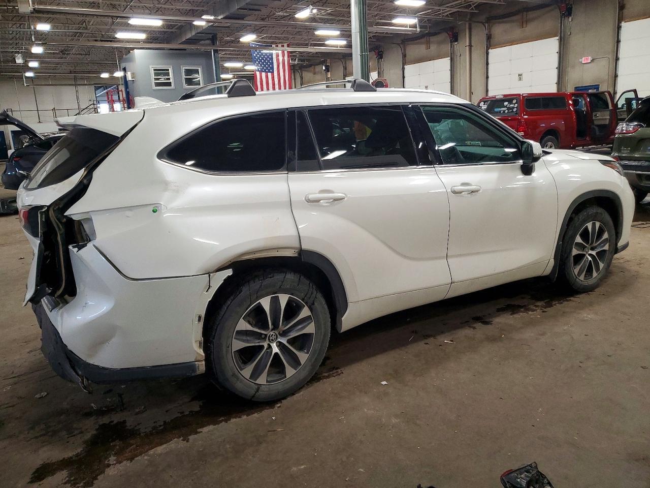 2020 TOYOTA HIGHLANDER