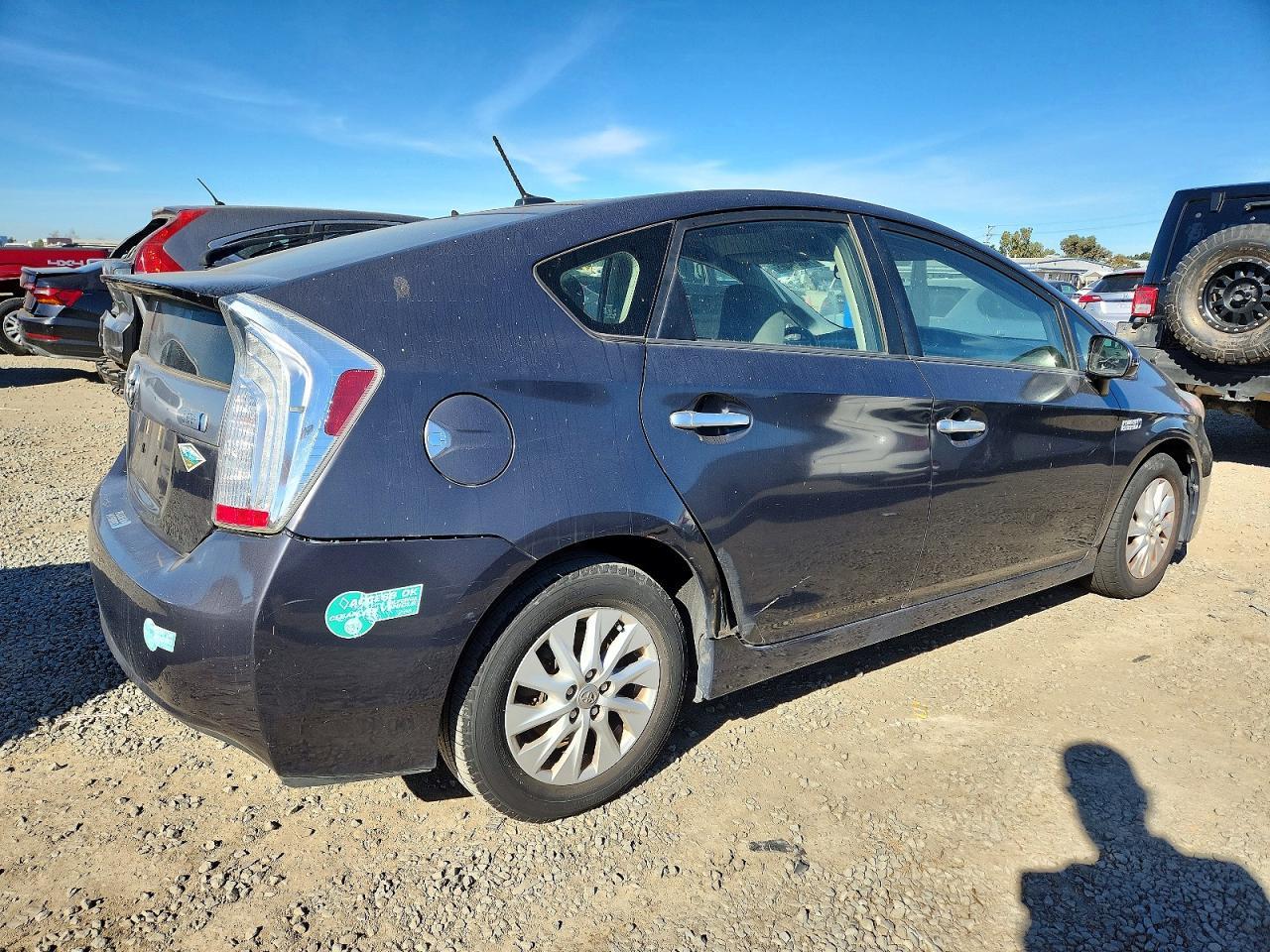 2014 TOYOTA Prius Plug-In