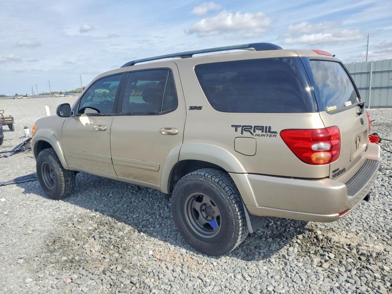 2004 TOYOTA Sequoia