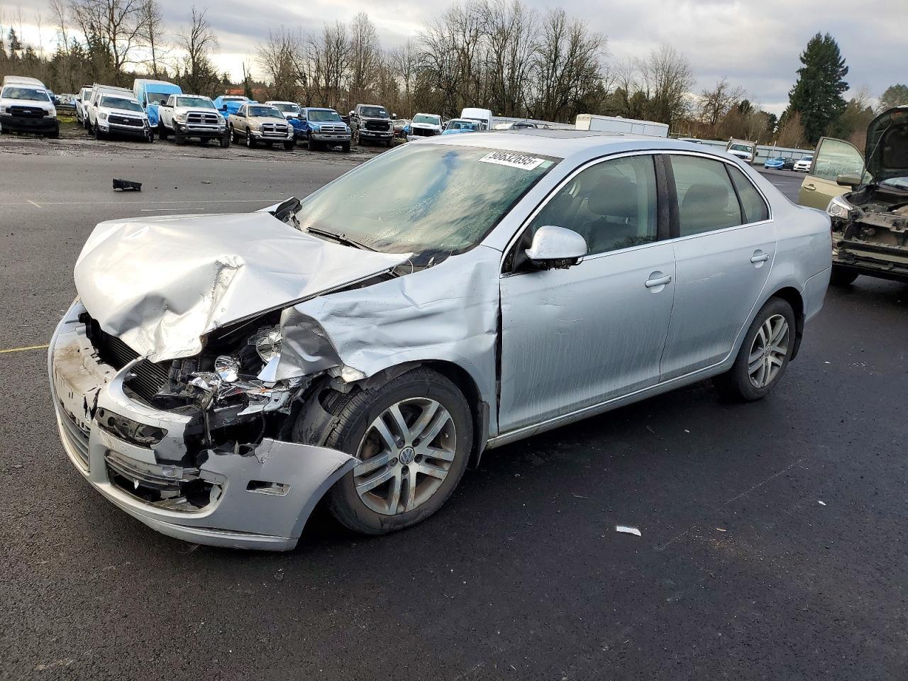 2006 VOLKSWAGEN JETTA