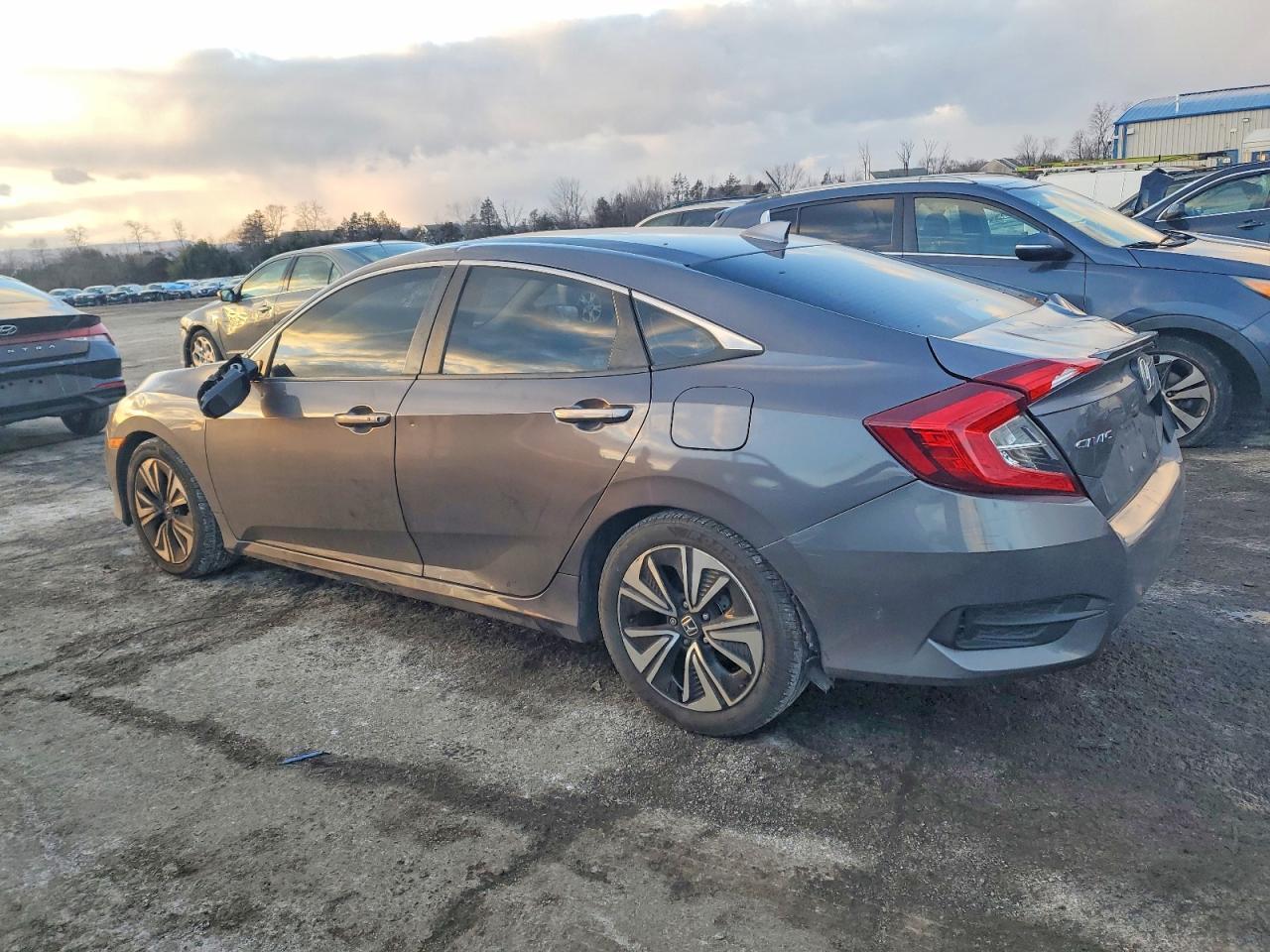 2016 HONDA CIVIC