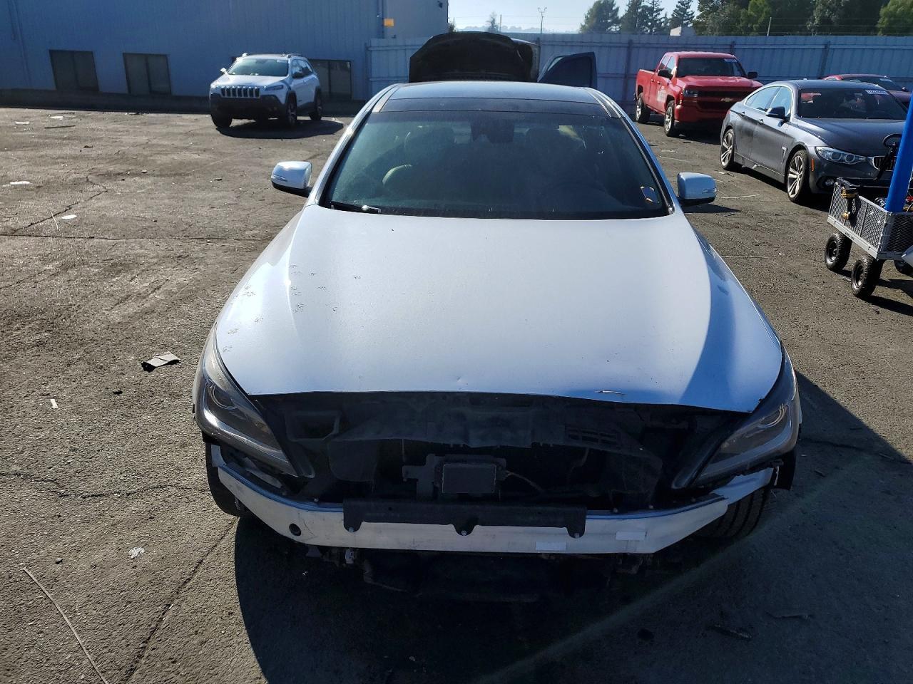 2015 HYUNDAI GENESIS