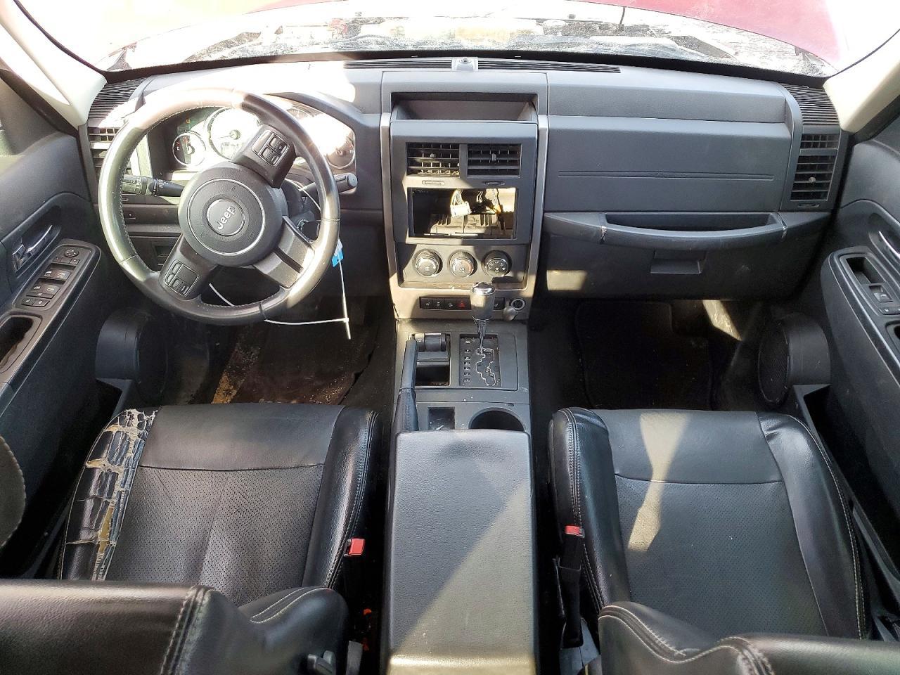 2012 JEEP Liberty