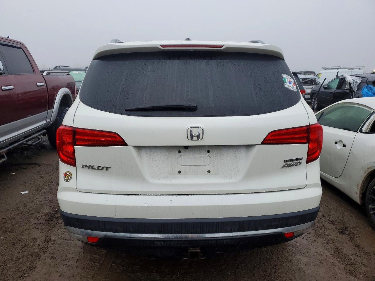 2017 HONDA PILOT