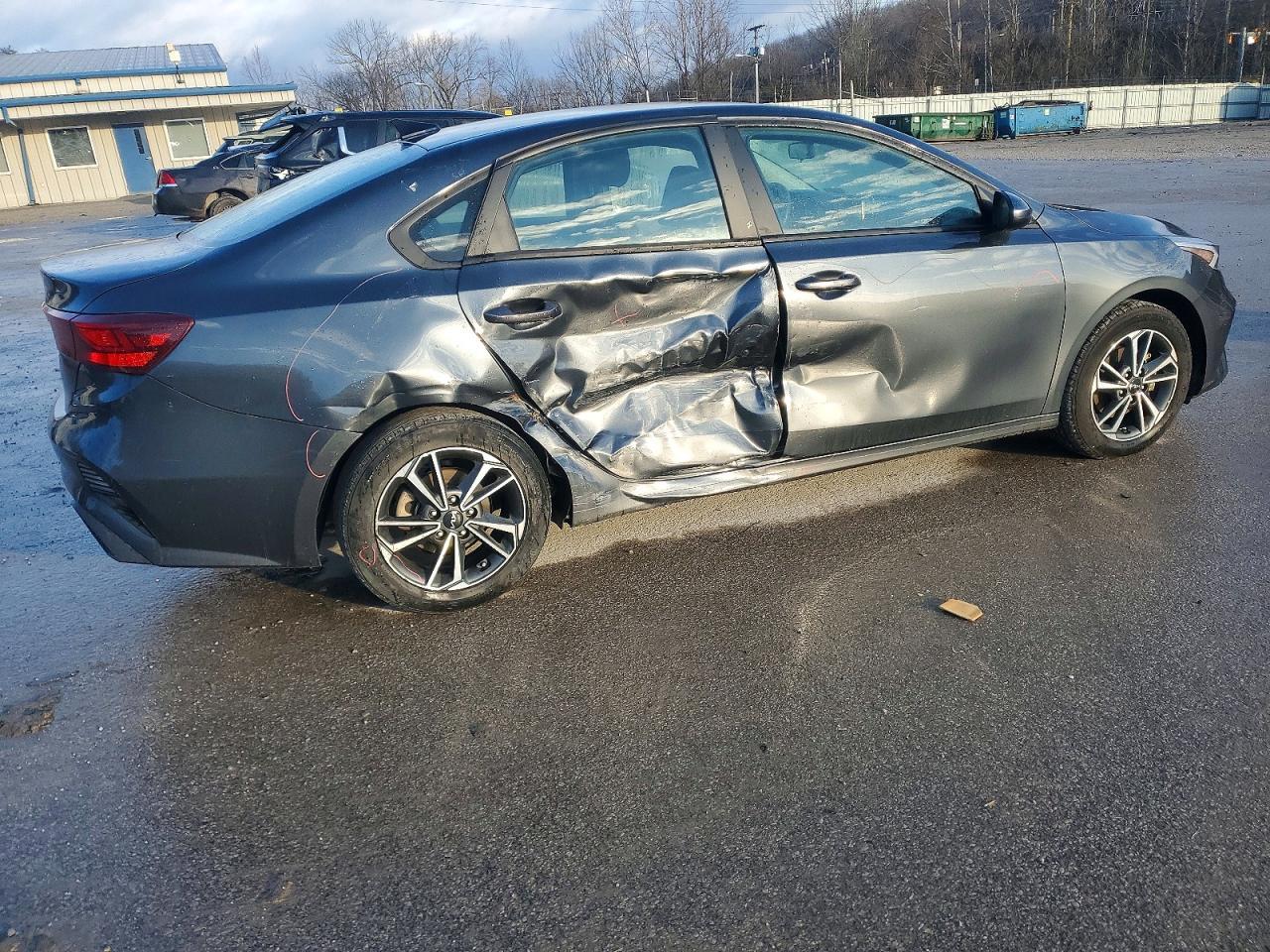 2023 KIA FORTE