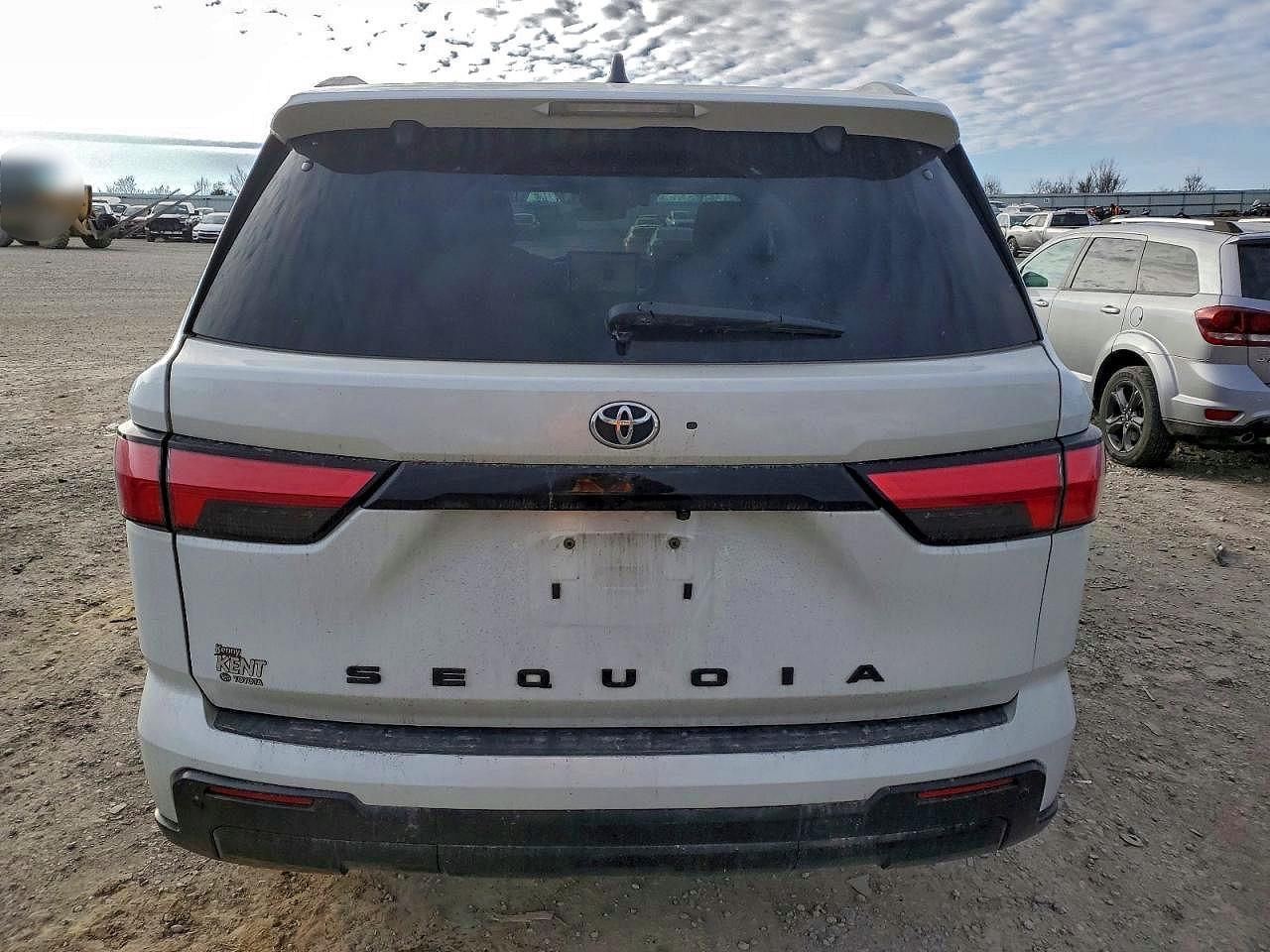 2023 TOYOTA Sequoia