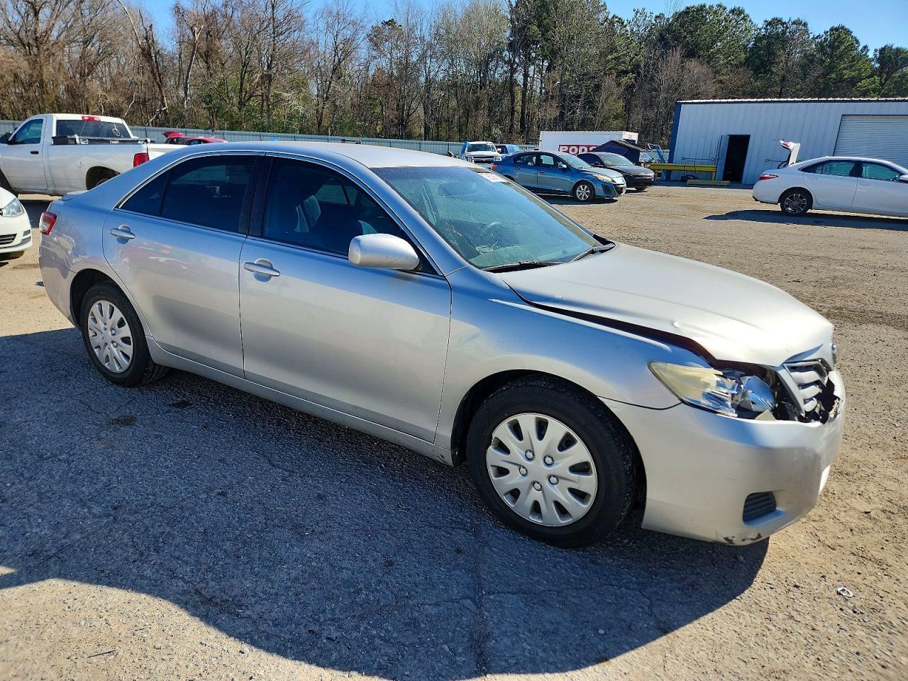2010 TOYOTA CAMRY