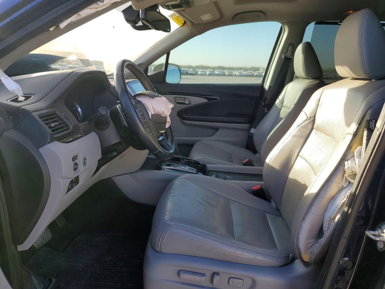 2017 HONDA PILOT