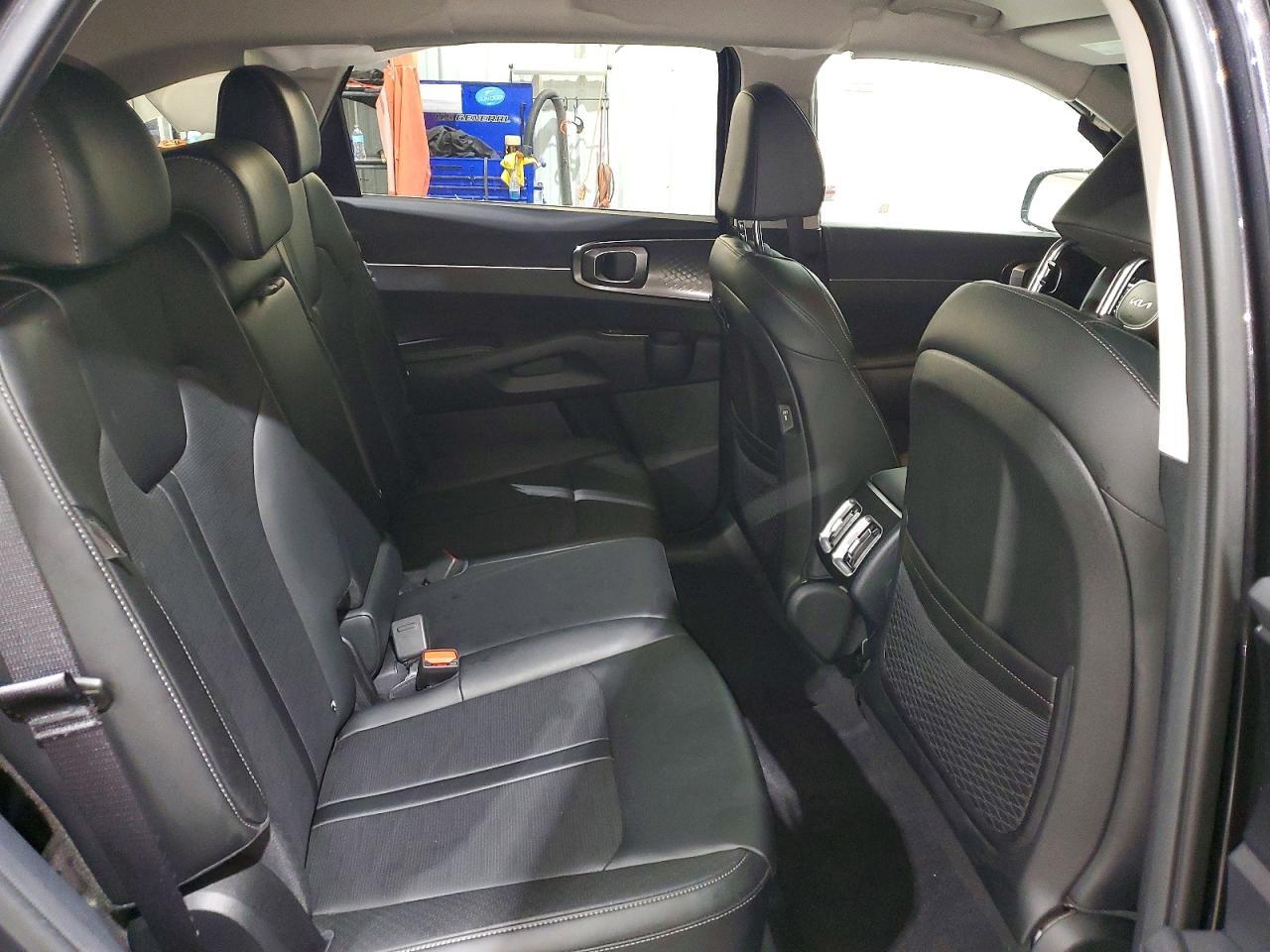 2025 KIA SORENTO