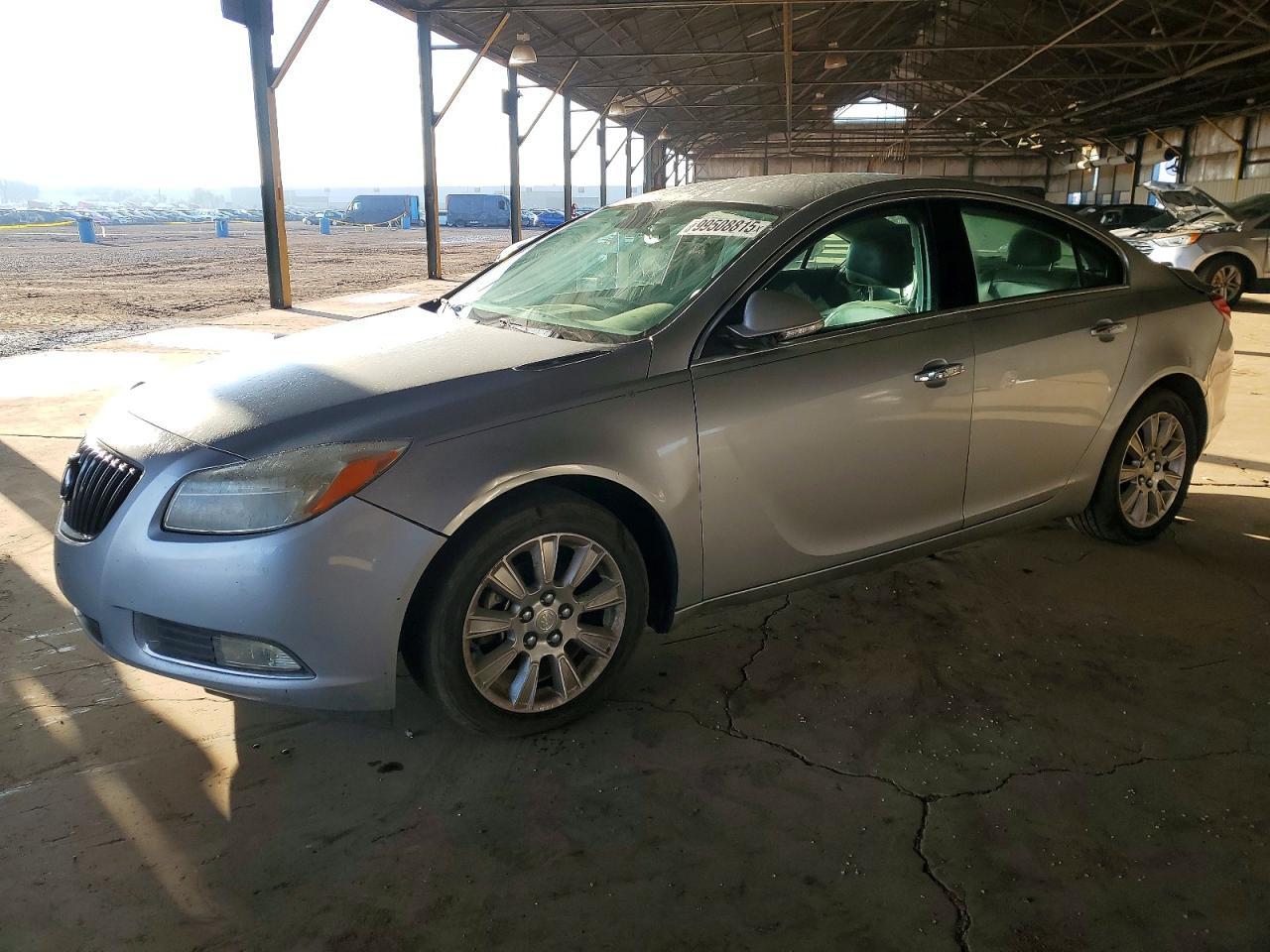 2013 BUICK Regal