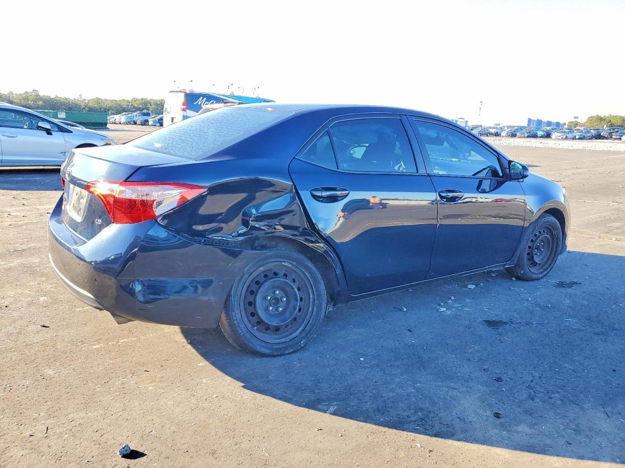 2018 TOYOTA COROLLA