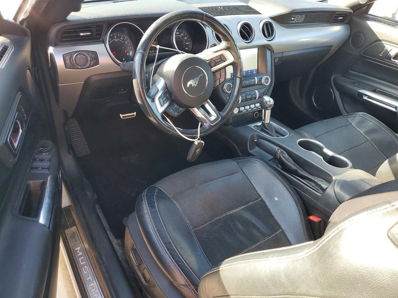 2020 FORD MUSTANG