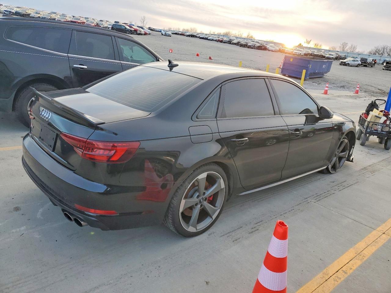 2018 AUDI S4