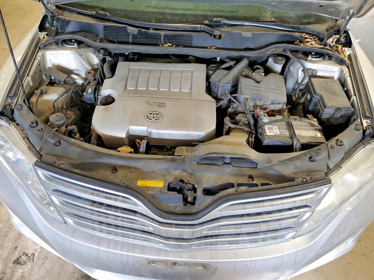 2011 TOYOTA VENZA