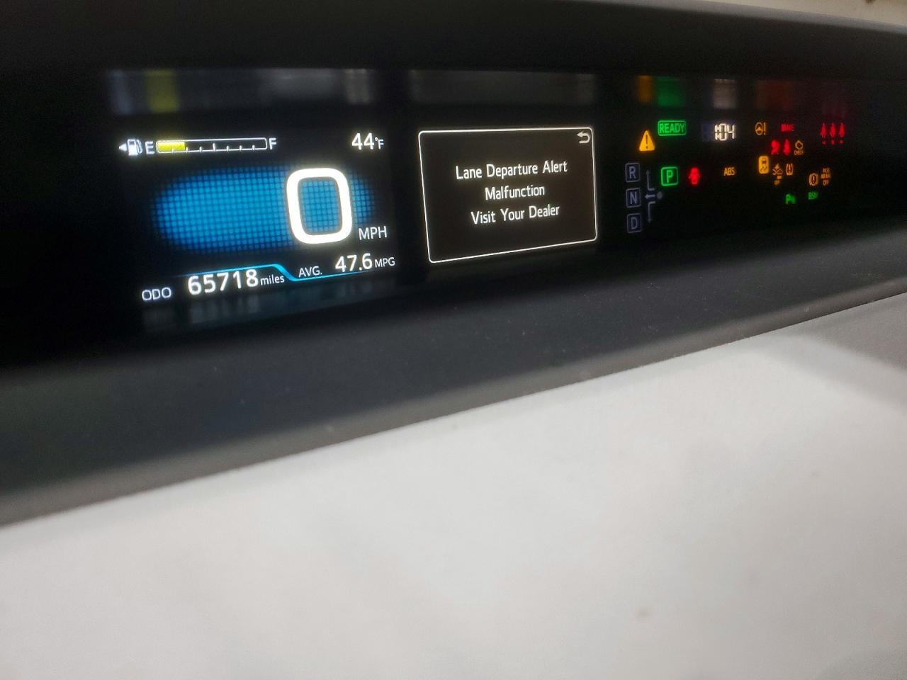 2019 TOYOTA PRIUS