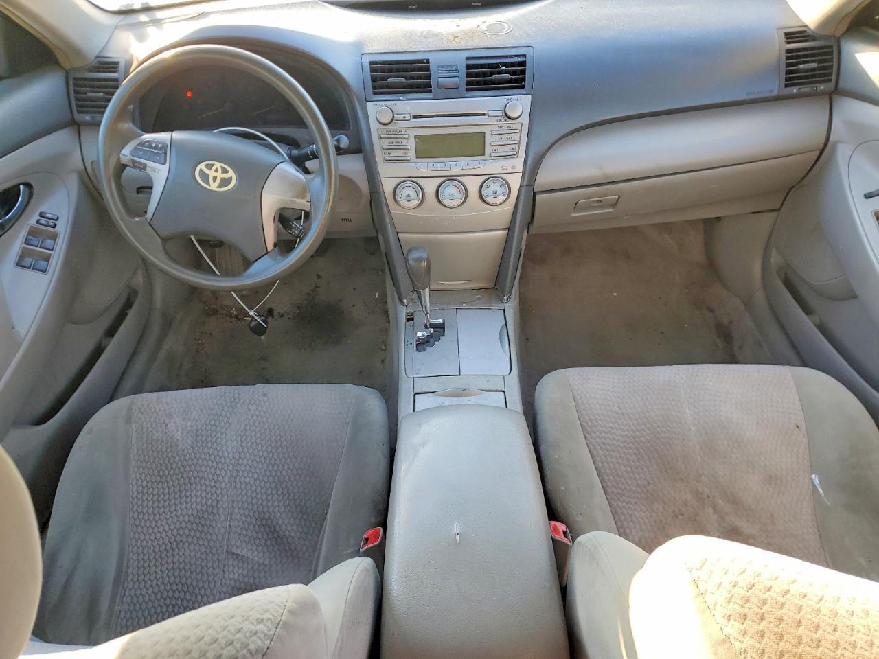 2011 TOYOTA CAMRY