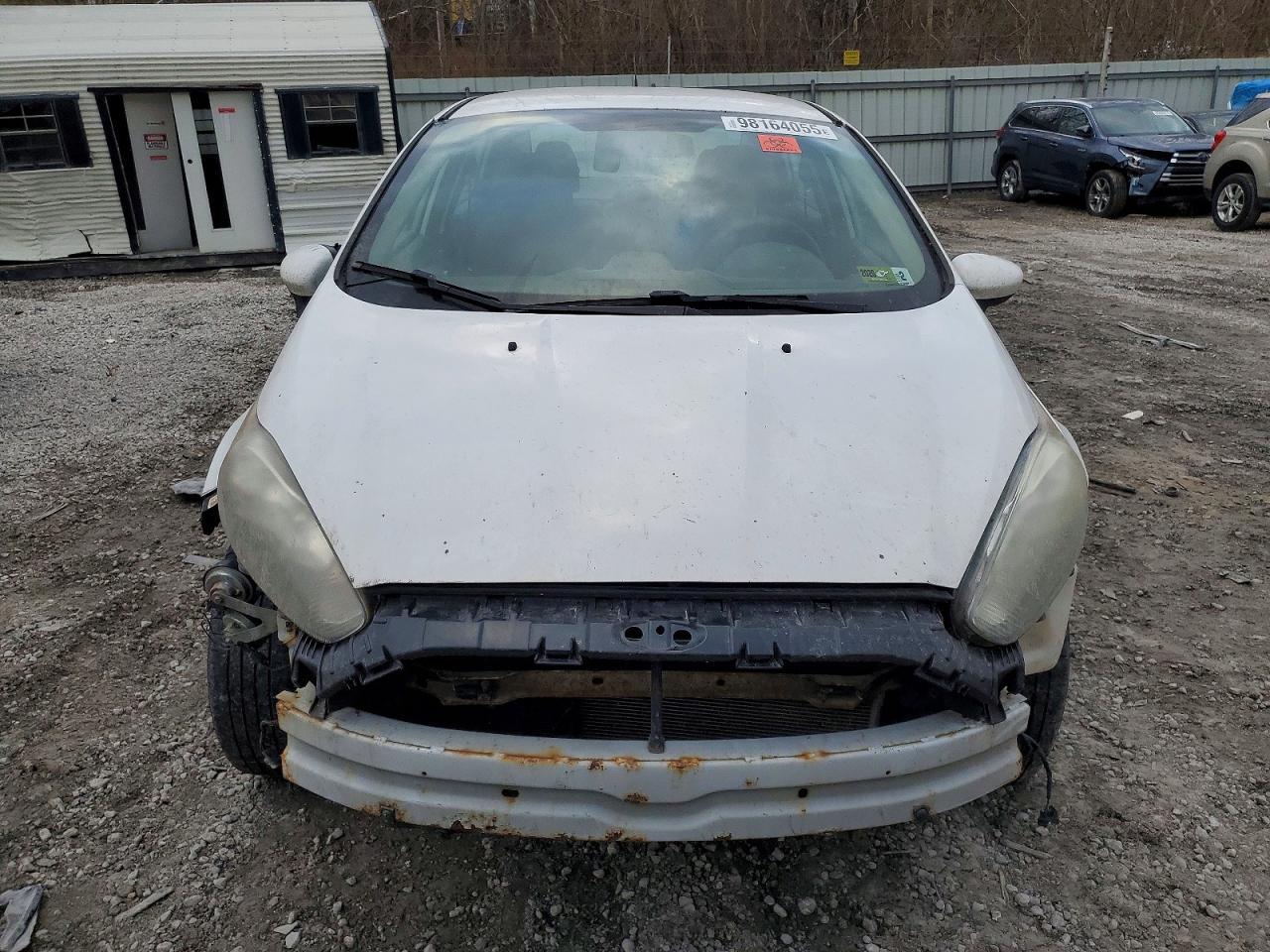 2015 FORD Fiesta