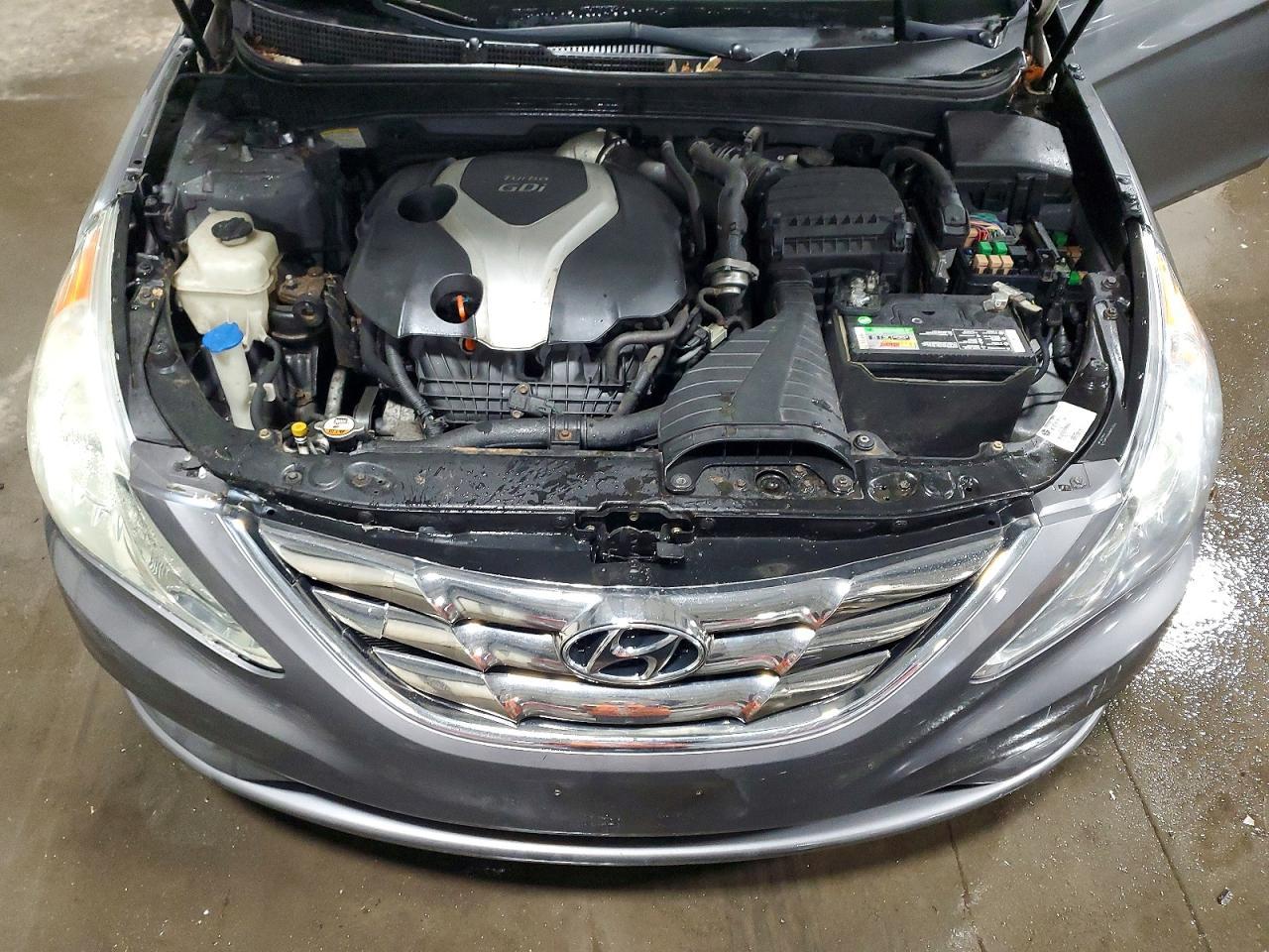 2013 HYUNDAI SONATA