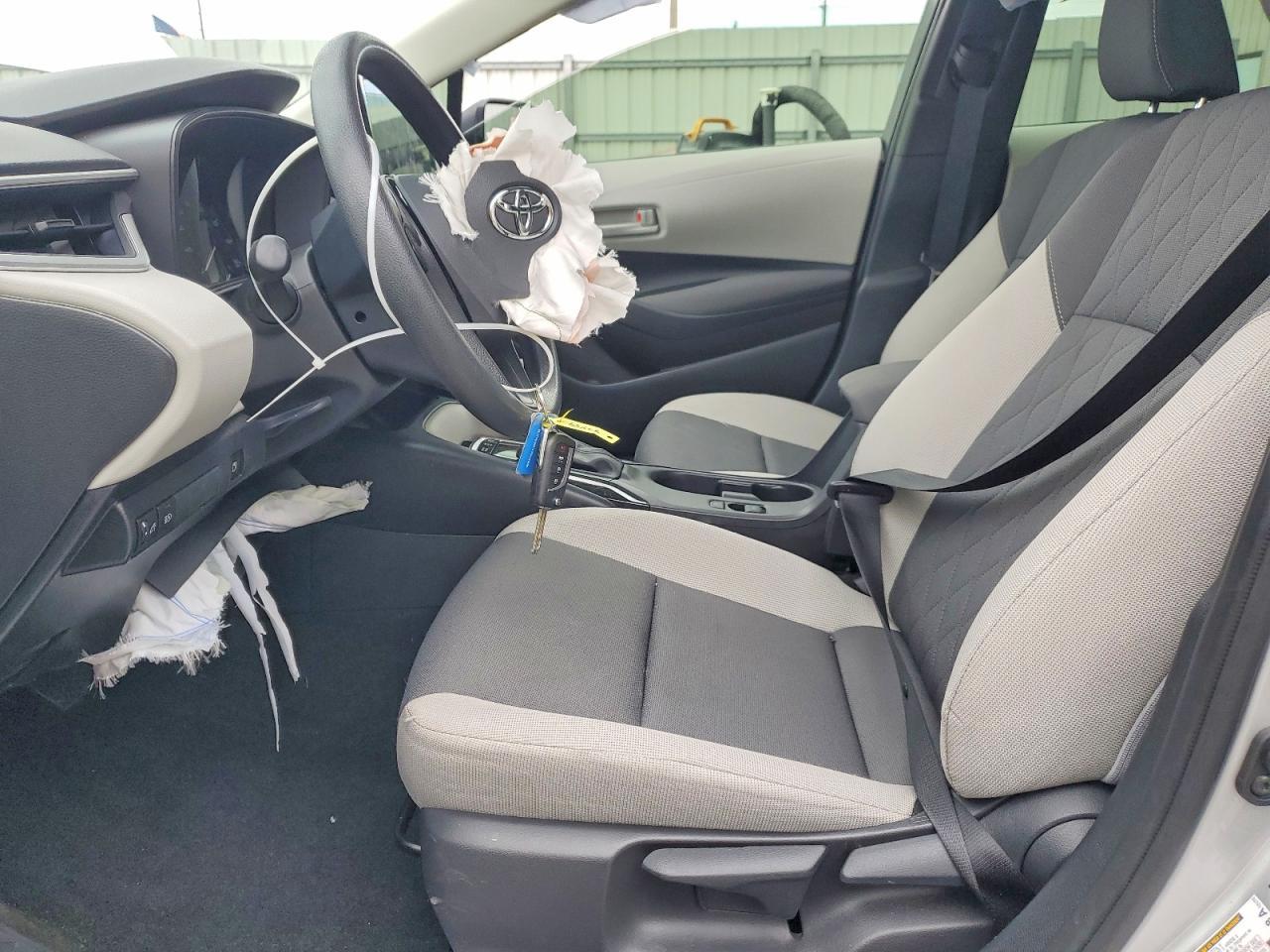 2025 TOYOTA COROLLA