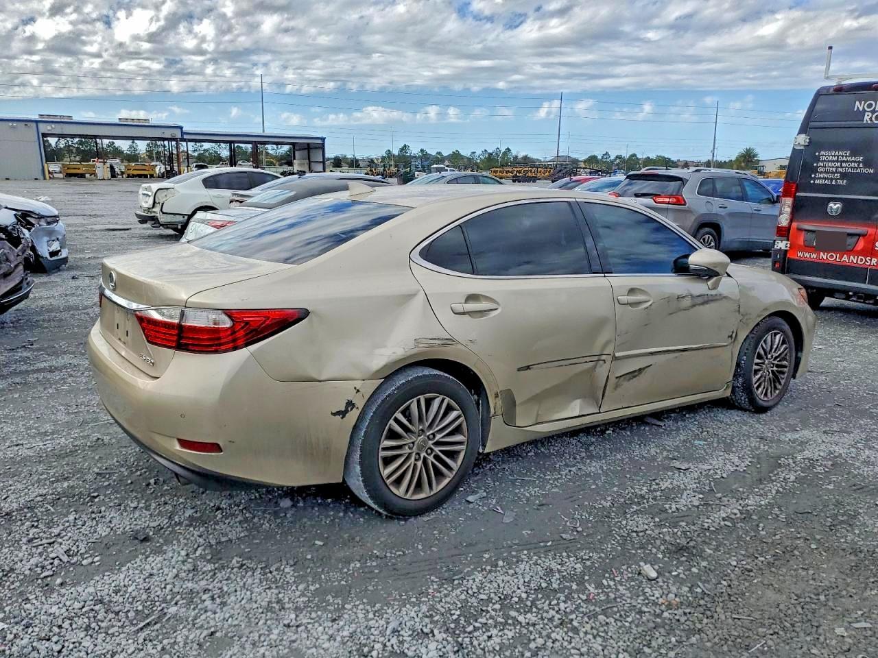 2015 LEXUS ES 350