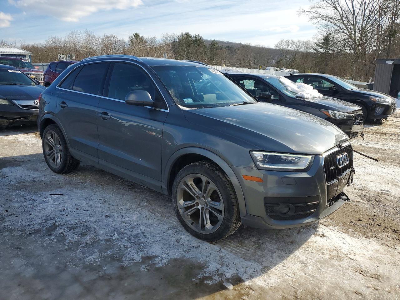 2015 AUDI Q3
