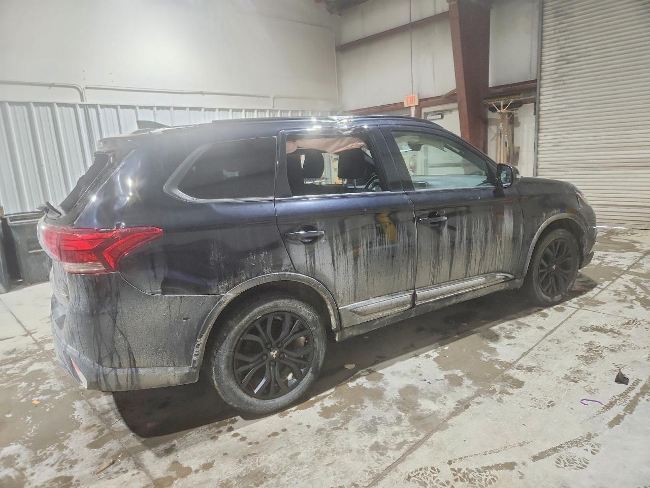 2018 MITSUBISHI outlander