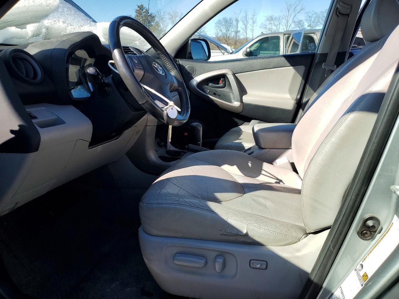 2006 TOYOTA RAV4
