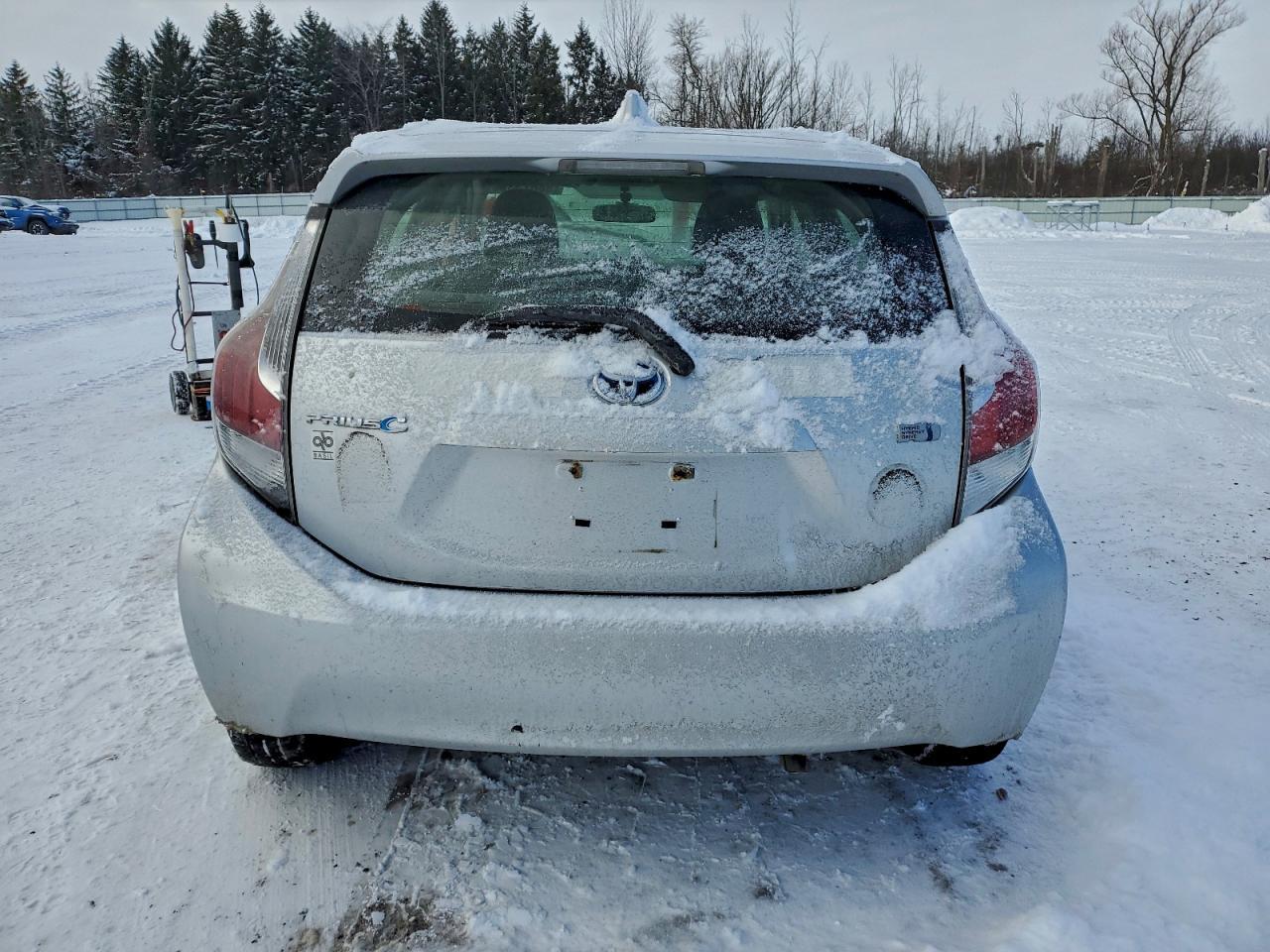 2015 TOYOTA Prius c
