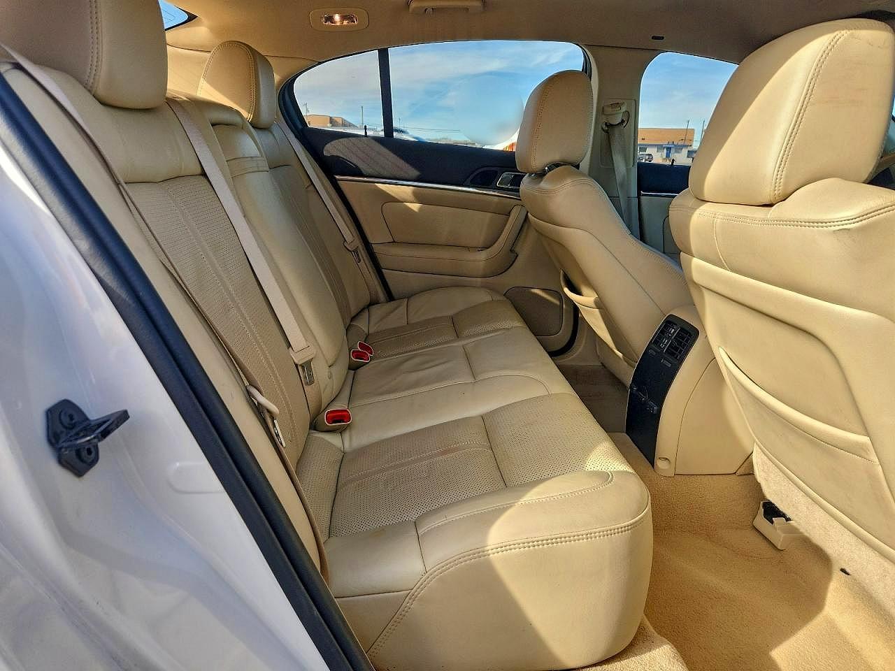 2011 LINCOLN MKS
