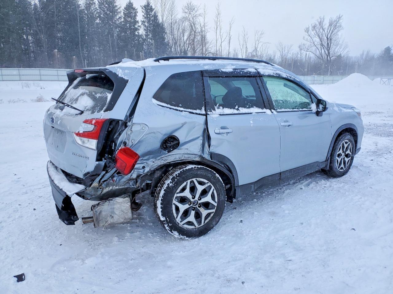2021 SUBARU FORESTER