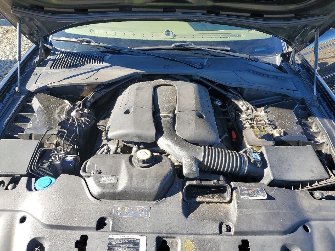 2004 JAGUAR Xj-Series