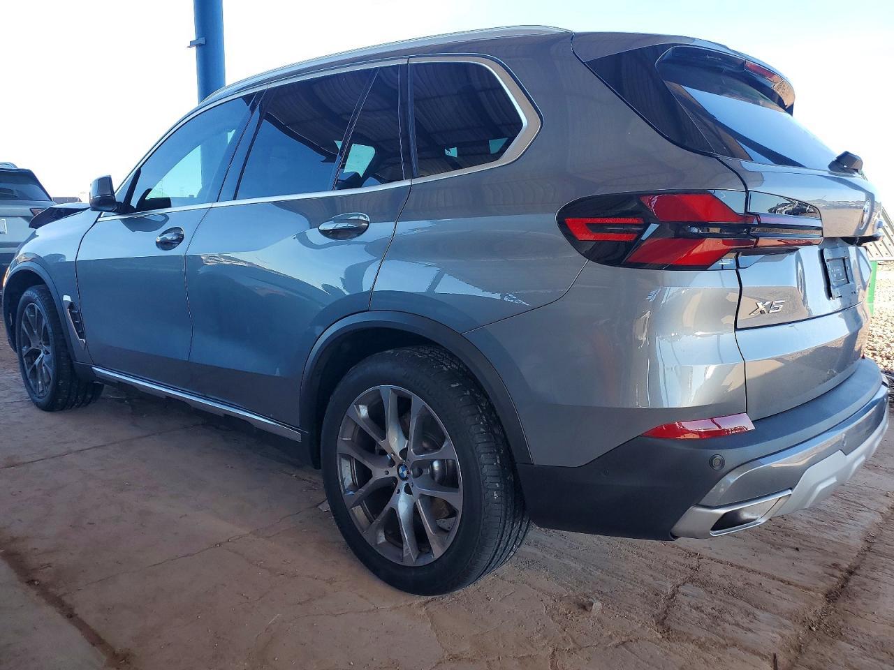 2025 BMW X5