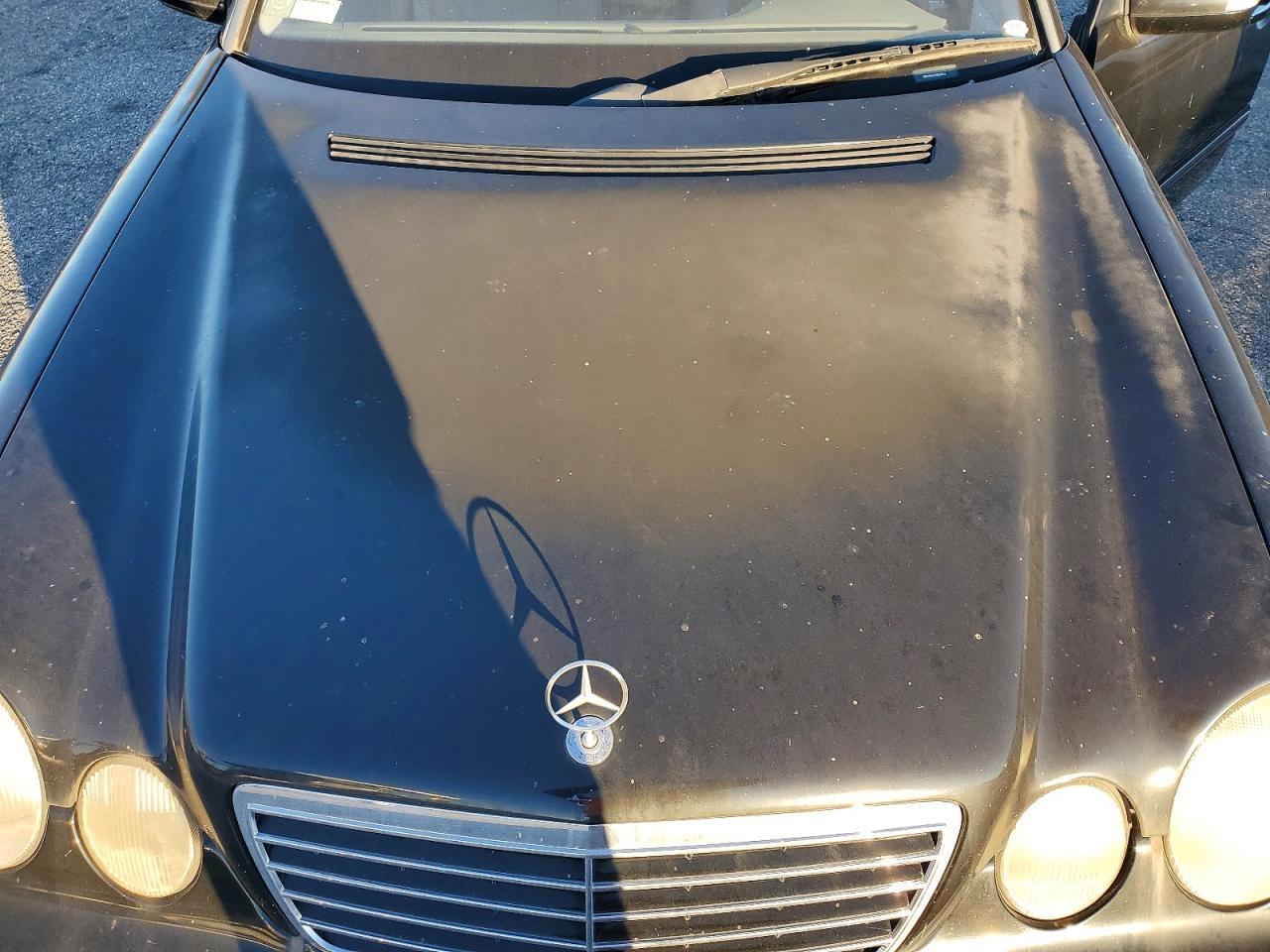 2001 MERCEDES-BENZ E-Class